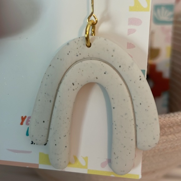 Rainbow earrings - Picture 5 of 6